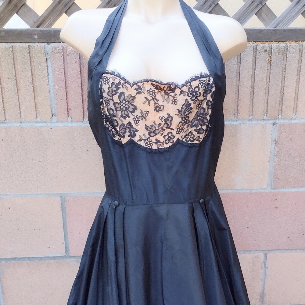 Vintage Fifties Black Lacy Halter Style Taffeta Dress / Semi Formal /  S /As-Is
